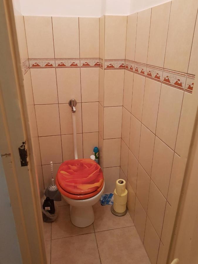 Ravagy Apartman Kecskemét Eksteriør bilde